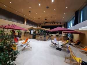 Sonnenschirme mieten für Sommerfeste & Gartenpartys